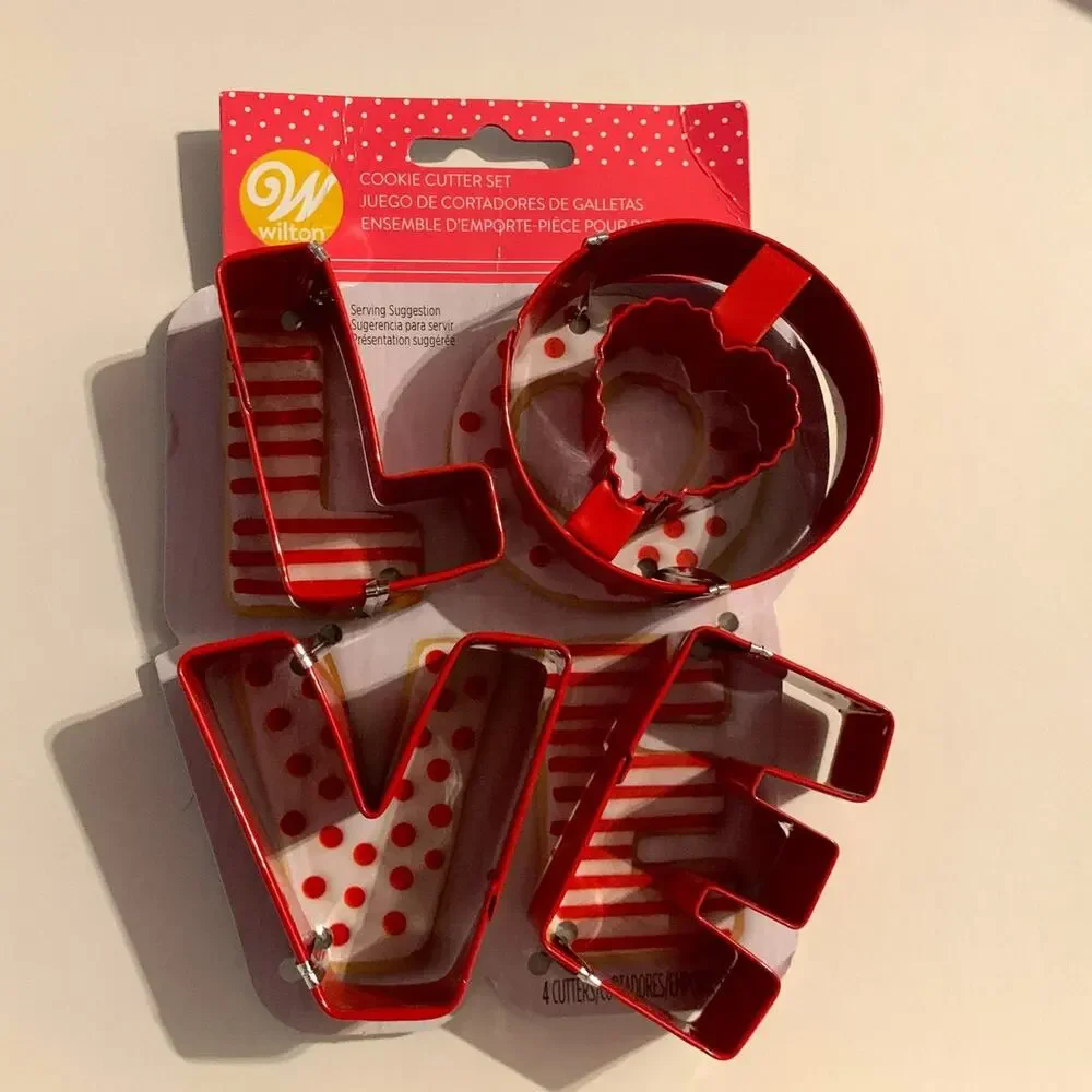Wilton Love Cookie‎ Cutters